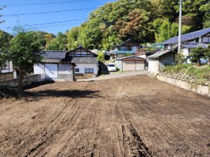 敷地内より西方向。