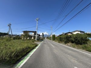 東側接道　南側より北方向。