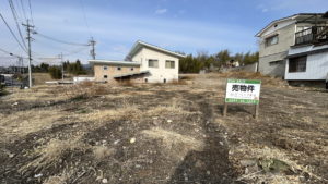 南側より北方向。